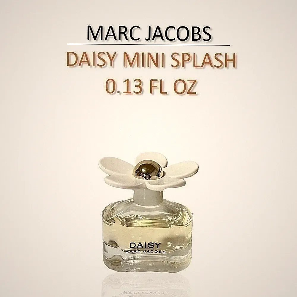 Marc Jacobs Daisy perfume for Women Eau de Toilette -Miniature Splash- .13 oz.*
