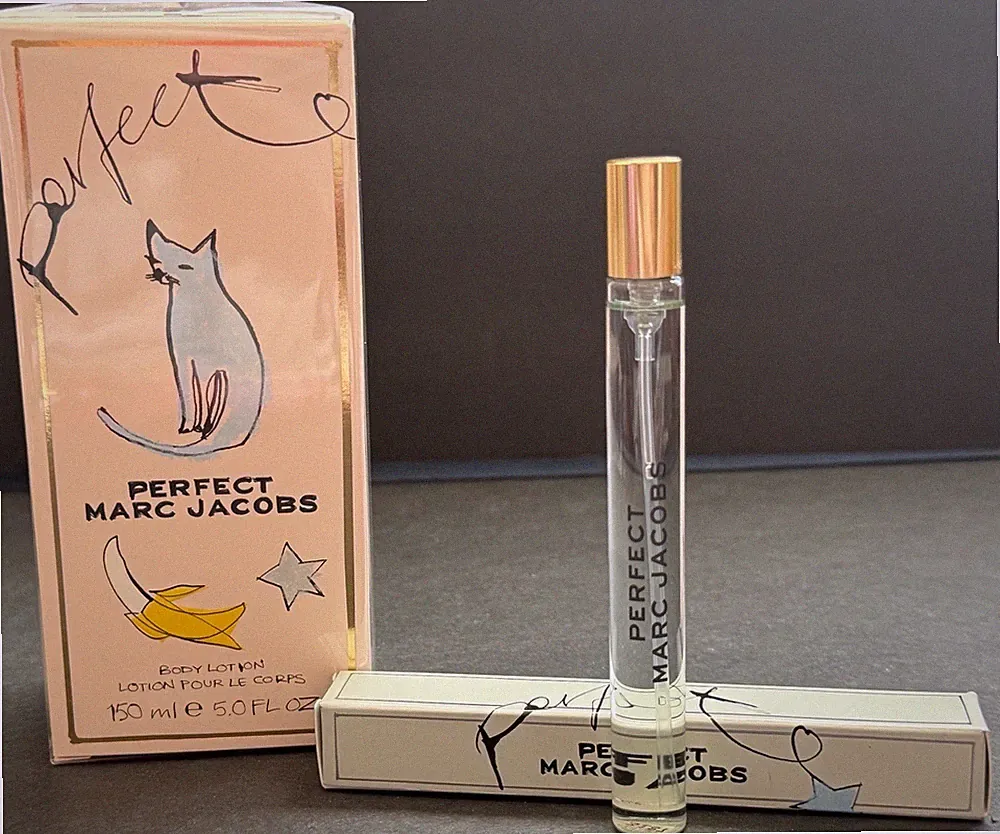 Marc Jacobs Perfect Fragrance Duo: 5oz Body Lotion & 0.33oz Travel Spray Pen