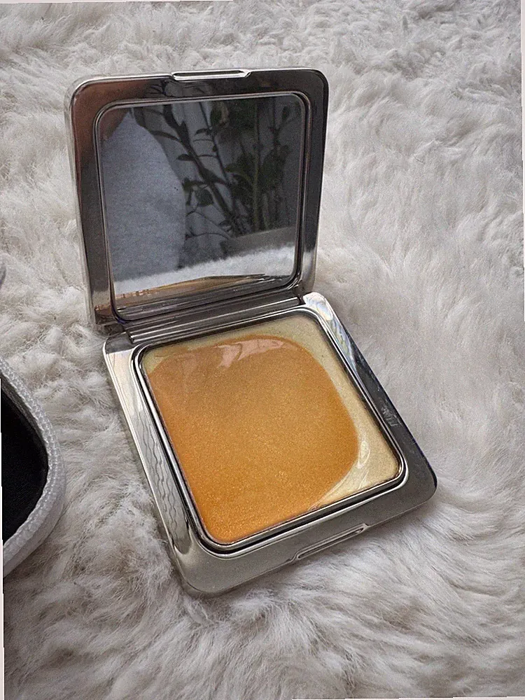 Marc Jacobs Solid Perfume in Jewel Like Leather Adorned Compact Plus Case RARE